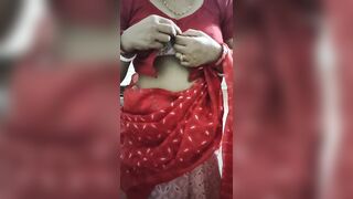 Sexy bra of desi bhabhi