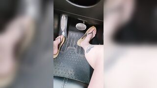 Driving around town with natural nails and flipflops enjoying summer