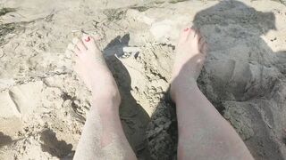 Nice Feet on the Beach